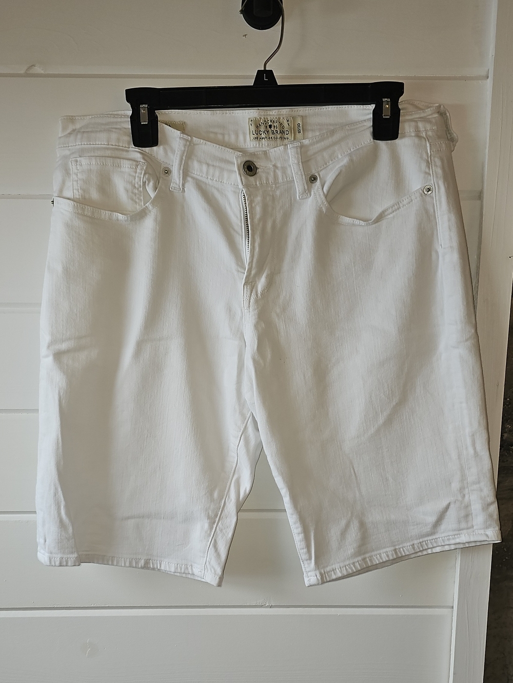 Lucky Brand White Men's Denim Shorts - Clean Five-Pocket Style